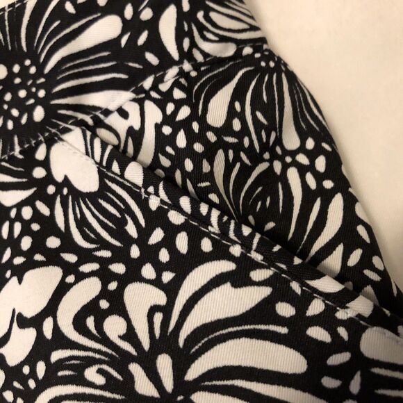 Coral Bay Golf Skirt Women Sz 6 Black White Floral Print Shorts Skort Athleisure - Picture 4 of 12
